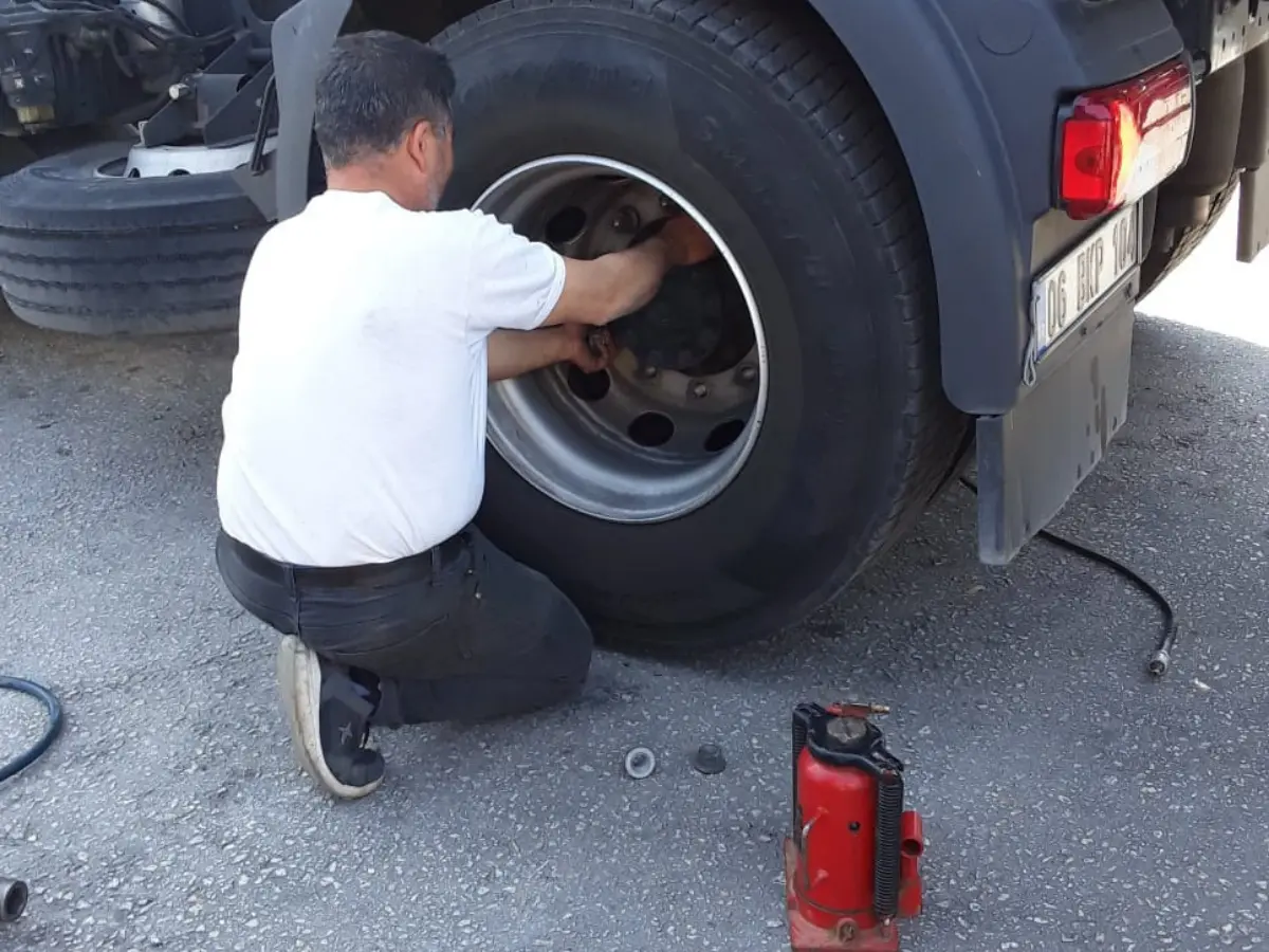 Avcılar Oto Lastikçi